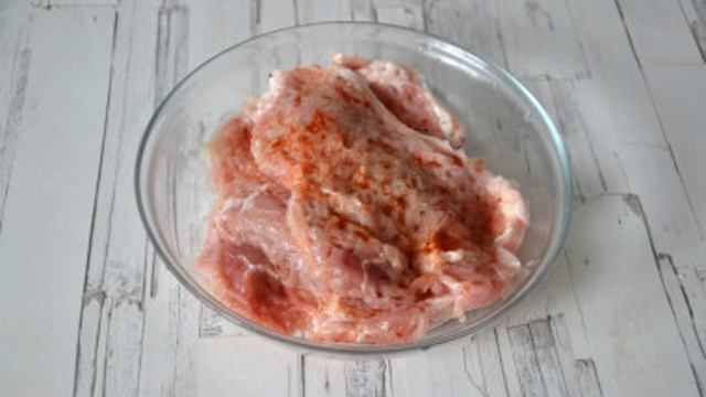 Свинина в кляре в духовке