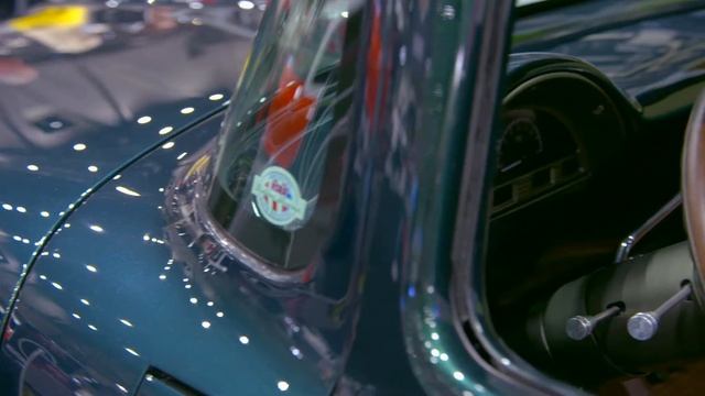 1956 Ford F-100 Big-Window Custom Pickup - Motoclub SparkNFT смотреть онлайн