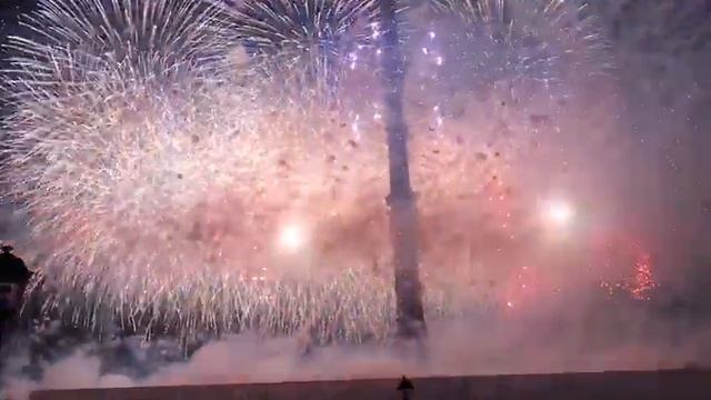 Круг света, салют останкинская башня. Супер смотреть онлайн