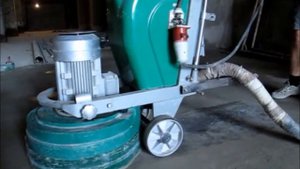 Изготовление промышленных бетонных полов. Шлифовка по сухому