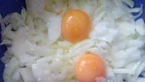 Луковая запеканка с сыром