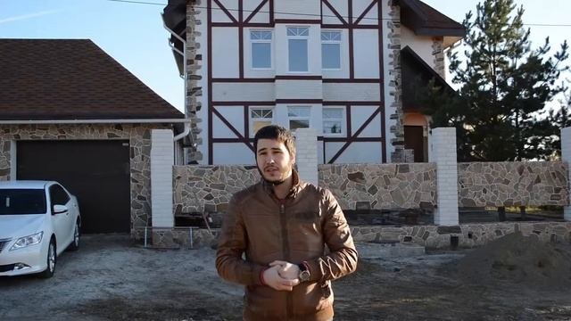 Обзор коттеджа. Дизайн фасада индивидуального жилого дома