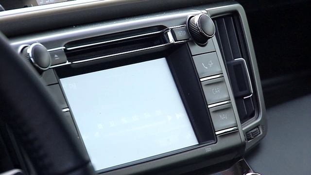 TOYOTA RAV4 4X4 120 CV DIESEL смотреть онлайн