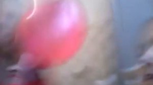 Челлендж кто надует шар больше?