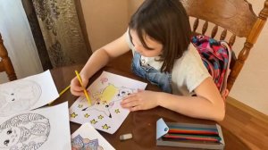 Чем занять гиперактивного ребёнка.