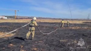 Подробности ликвидации ландшафтного пожара на улице Союзной в Ижевске