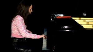 Flowers - Miley Cyrus, Piano cover by MIRAculum