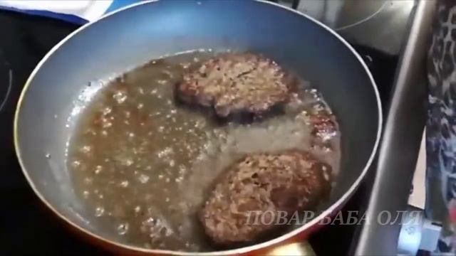 ВКУСНЕЙШИЕ ОЛАДЬИ ИЗ ПЕЧЕНИ В СМЕТАНЕ С ЧЕСНОКОМ!