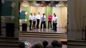 11"Б" Танец от мальчиков на ДЕНЬ УЧИТЕЛЯ (СШ№4 г.Несвиж)