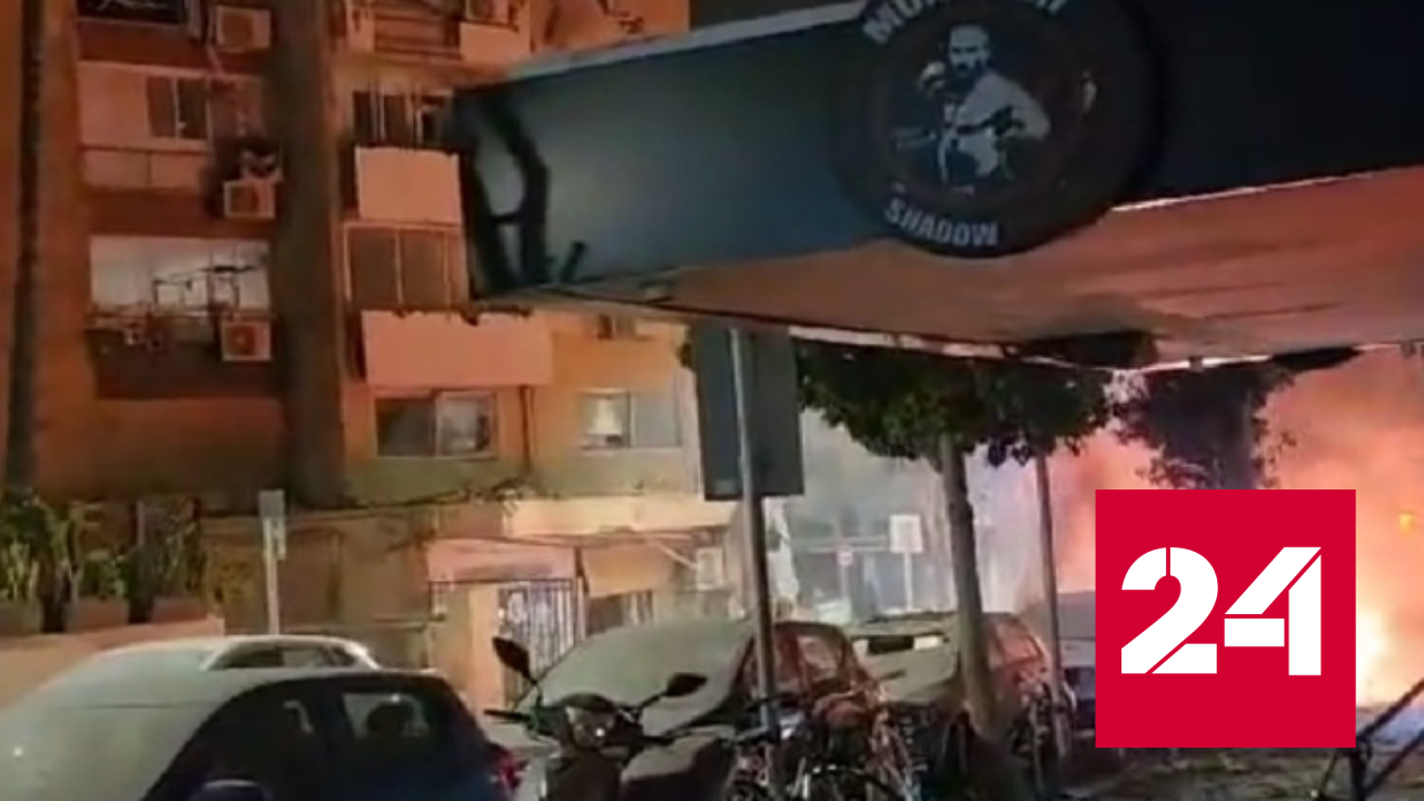 По Израилю нанесен новый масштабный ракетный удар - Россия 24