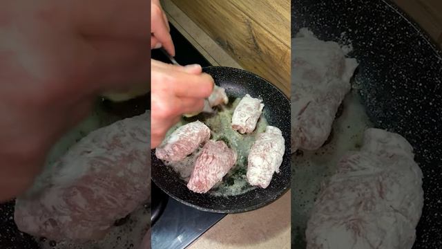 Involtini di tacchino ripieni in padella смотреть онлайн