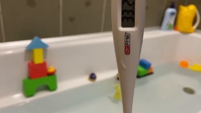 Детский термометр для воды Baby Team. Необходимая вещь для купания ребёнка. смотреть онлайн