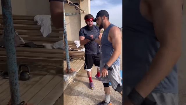 Если ваша тренировка не похожа на нашу ….?. #кроссфит #бег #гантели #стобар #пресс #турник #бокс смотреть онлайн