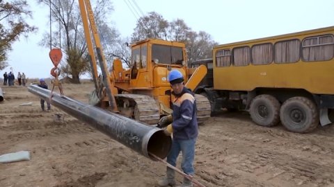 В строительство и ремонт ЖКХ инвестируют триллионы - Россия 24
