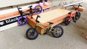 BMX Finger | Tech Deck BMX Finger 3 New Bikes Set | BMX Finger Tricks on Ramp | Mini Nike