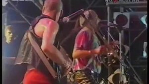 Анатолий Крупнов и Неприкасаемые - Я Остаюсь (Выступление на Байк-Шоу 30.08.1996)