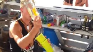 лучший бармен казантипа.flv