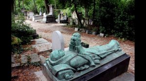 ТОП 10 САМЫХ СТРАННЫХ НАДГРОБНЫХ ЗАХОРОНЕНИЙ