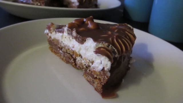 ЗАЧЕМ ОНИ ЭТО ДЕЛАЮТ?! Главный праздник в Финляндии Ваппу / Vappu, Вальпургиева ночь/Suomi,Helsinki смотреть онлайн