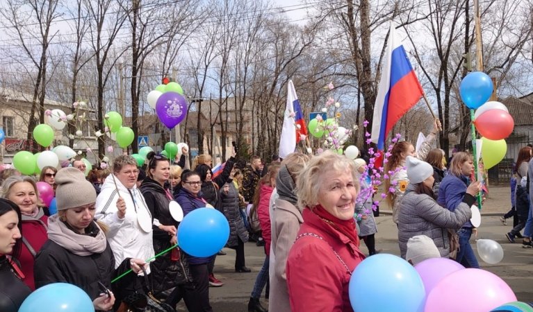 МИР ТРУД МАЙ С ПРАЗДНИКОМ 1 МАЯ РОССИЯ.