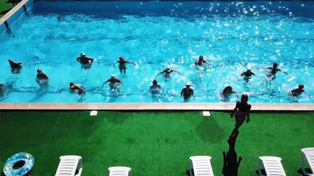 Бассейн "Олимпийский" в санатории "Золотой берег". смотреть онлайн