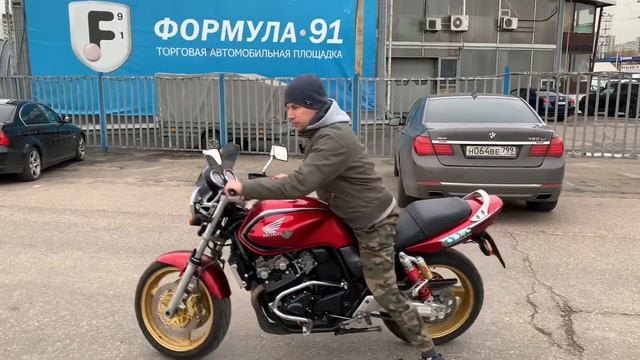 Обзор мотоцикла Honda CB400 Super Four VTEC смотреть онлайн