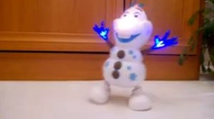 Танцующий снеговик Олаф
