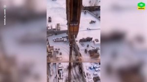 Каково быть женщиной в мужской профессии? Рассказывает крановщица