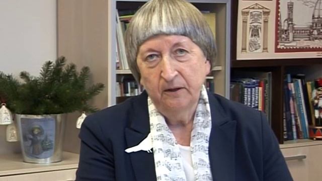 Воспитание учителя. Размышления директора Школы Сотворчества Л.Н.Русаковой, Народного учителя РФ смотреть онлайн