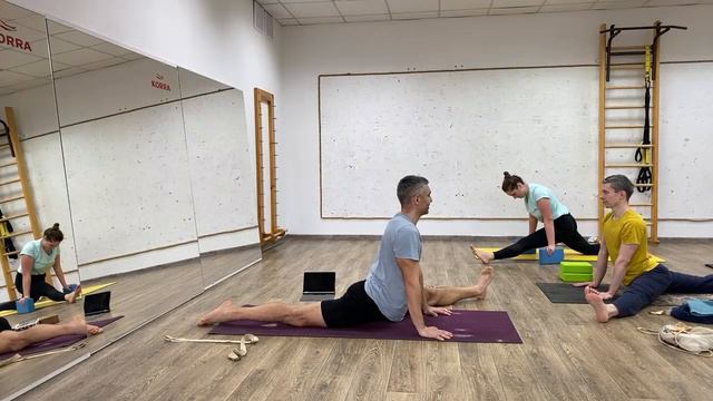 Виньяса флоу. Не сложная динамика. Практика на каждый день. Шавасана. Блок дыхательных техник. смотреть онлайн