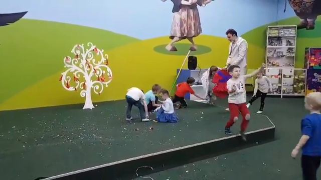 Первый бой/Бойня начало/Как отрываются дети/день рождение отрыв /home adventures and relaxation смотреть онлайн