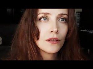 Дева ночью гадала. Автор: Олег Вервека