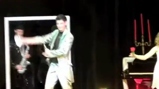 Дмитрий Вольный иллюзионист смотреть онлайн