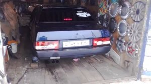 Тонированный дополнительный стоп сигнал  F1 на ваз 21099 (днем).