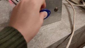 обзор на кнопку лифта залипайку и ELTIS DP400 RD16