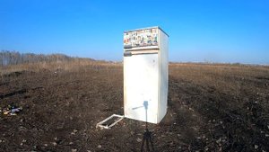 ✅ МОЩНЫЕ ПЕТАРДЫ + ХОЛОДИЛЬНИК ? ТОП 50 ПЕТАРД В ХОЛОДИЛЬНИКЕ ? От 12 Корсара холодильник взлетел..