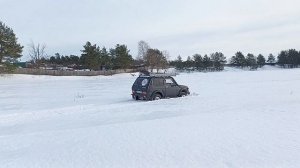 Нива с цепями на колесах против дизельной нивы на блокировках