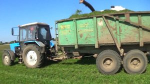 УЭС 280 "Полесье" работает на заготовке сенажа