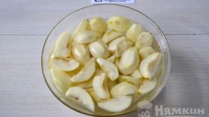 Очищенные груши дольками в сахарном сиропе на зиму