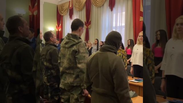 Мужчины города Черемхово уходят на защиту Родины