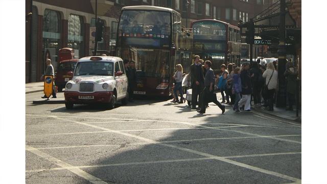 Как нарисовать фигуры человечков акварелью. Люди в пейзаже. Курс Сергея Курбатова смотреть онлайн