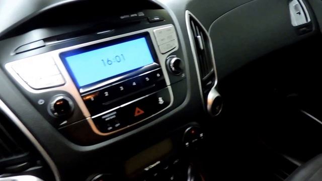 Hyundai ix35 Внедорожник 2013 Коричневый смотреть онлайн