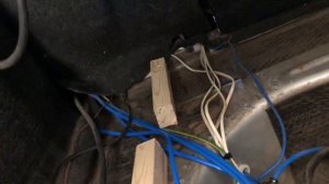 ФАЛЬШПОЛ БАГАЖНИКА  ПОД ПНЕВМУ НА ВАЗ 2110