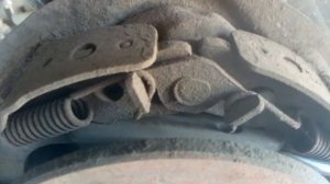 Стук в колодках стояночного тормоза (ручника) на автомобилях BYD, Lifan и т.п.