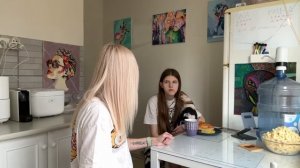 Сдала смену Кире. Ей плохо. Упрощаю жизнь. Закрыла все проколы.