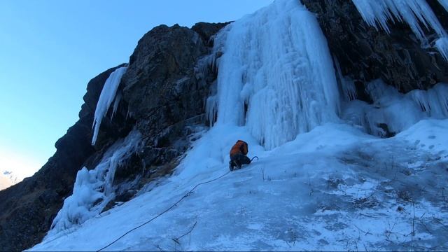 Мидаграбинское ущелье. Ледолазание январь 2021 / Midagrabin gorge. Ice climbing January 2021. смотреть онлайн