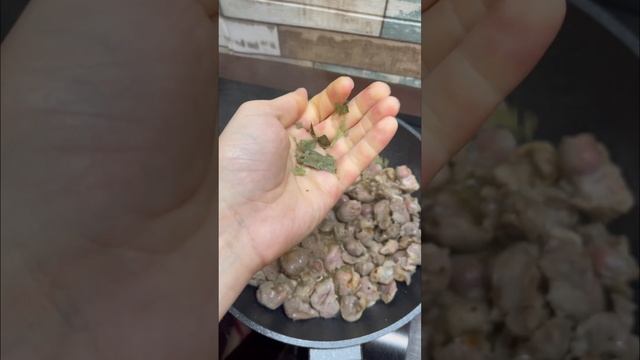 Куриные желудочки #куриныежелудки #желудочки #курица #обед