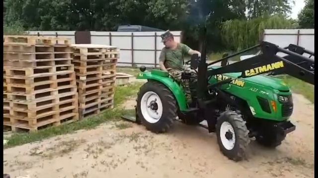 Видеообзор минитрактора CATMANN XD 35 4 с вилочным погрузчиком смотреть онлайн
