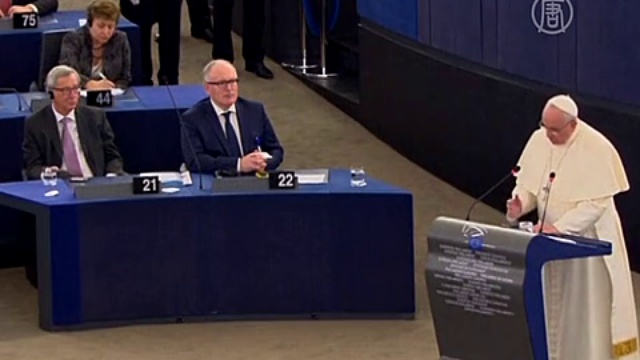 Папа римский выступил в Европарламенте