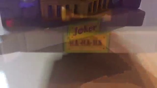 Набор LEGO Мошина Джокера смотреть онлайн